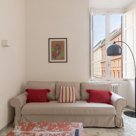 רומא Aureliana Luxury Apartment מראה חיצוני תמונה